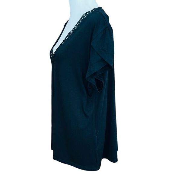 New with tags Saukole black short sleeved  tee shirt w/ crochet accent size XL. - Picture 4 of 6